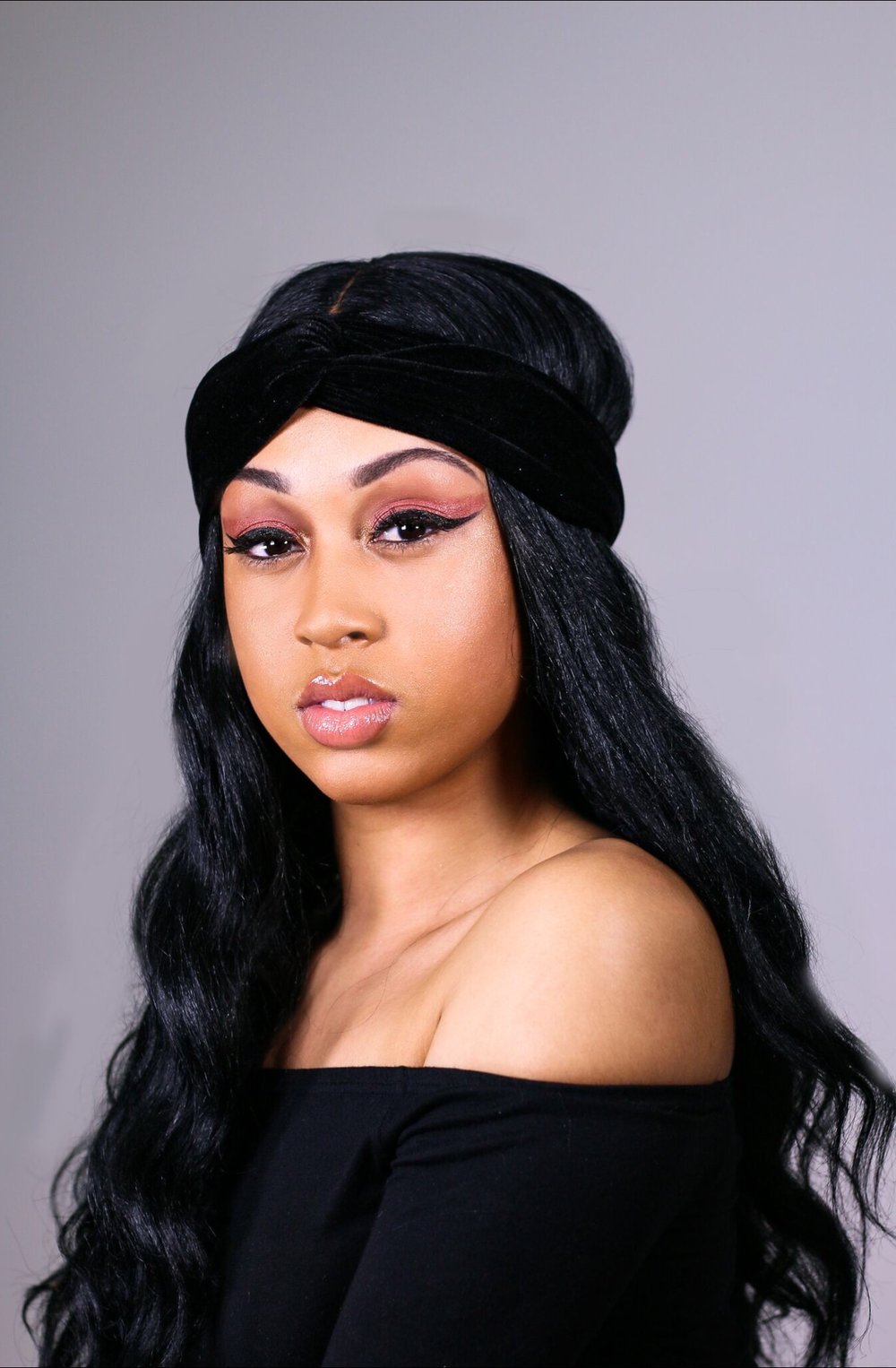 Image of Black velvet Headband