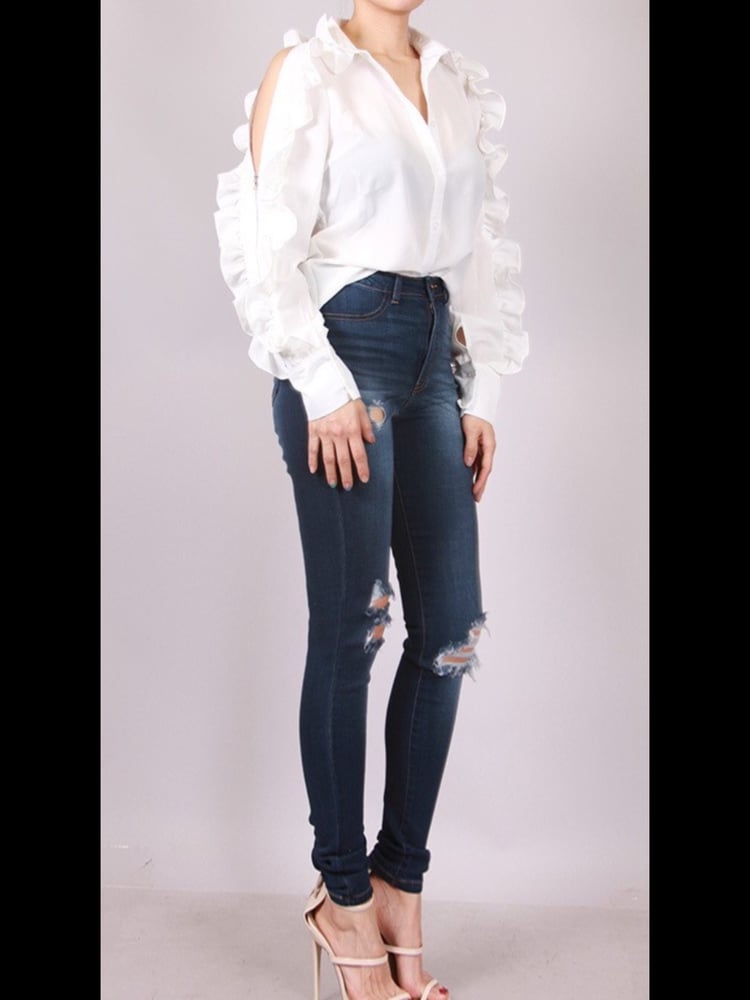 Image of APRIL RUFFLE TOP