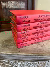 Image 4 of Discounted** A Court of Thorns and Roses (review pictures) 