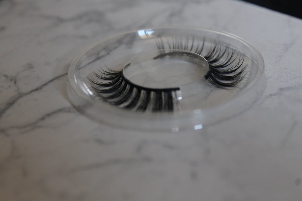 Image of EVERYDAY SLAY LASHES