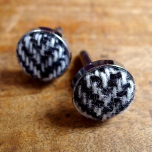 Image of Grey Herringbone HARRIS TWEED Cufflinks