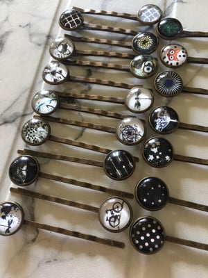 Image of Les petites barrettes N&B