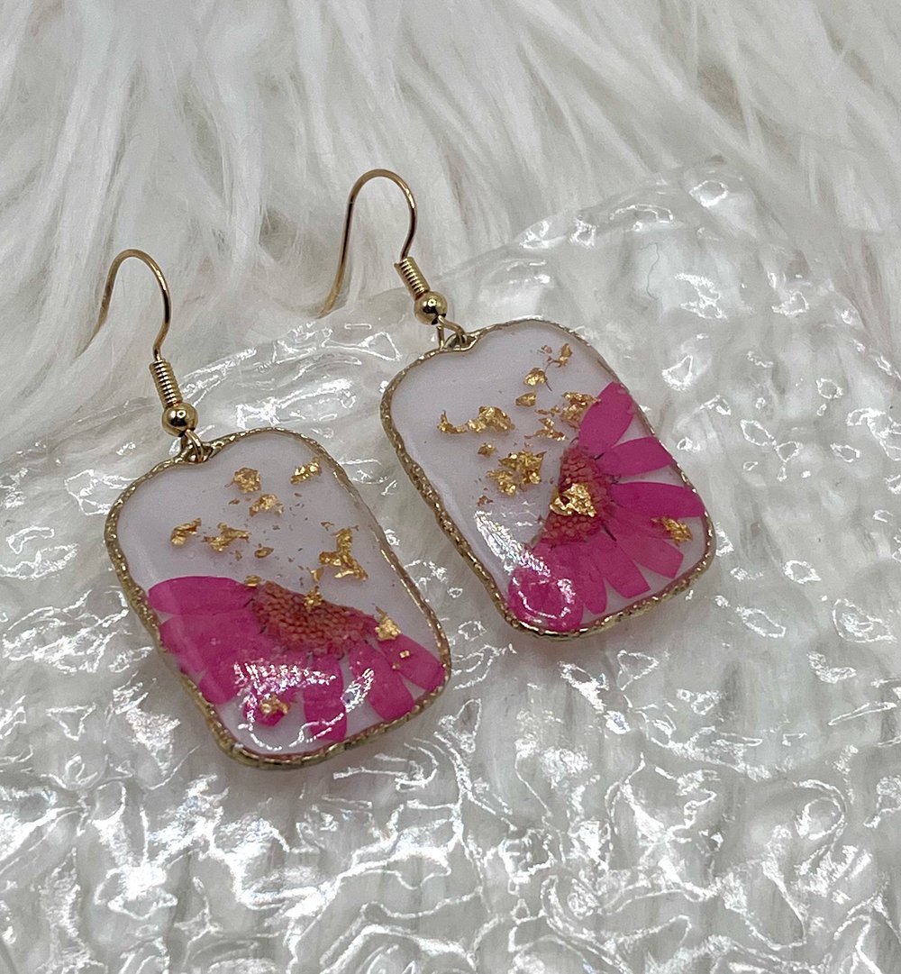 Image of PINK FLORAL & GOLD FLAKE DANGLES 