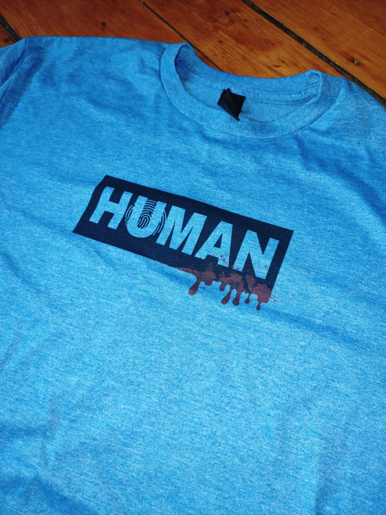 Human tee