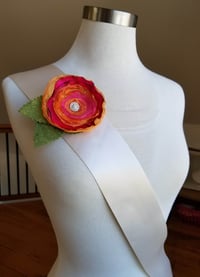 Image 2 of Warm Sunset Floral Brooch