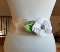 Image 1 of White Lily Floral Brooch