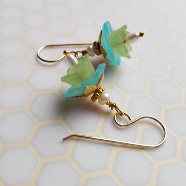 Water Lily Earrings (Gold)