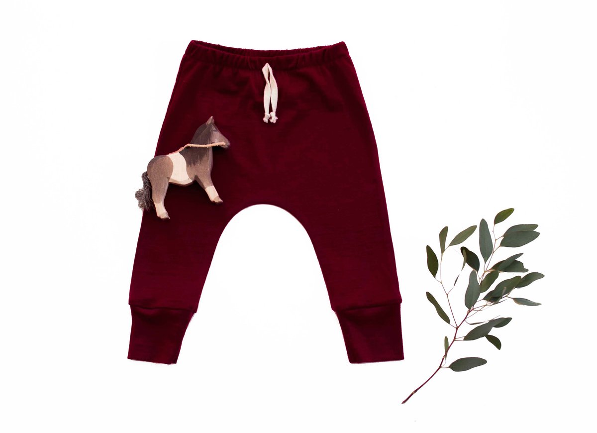 Image of 'Basic range' merino pants wine