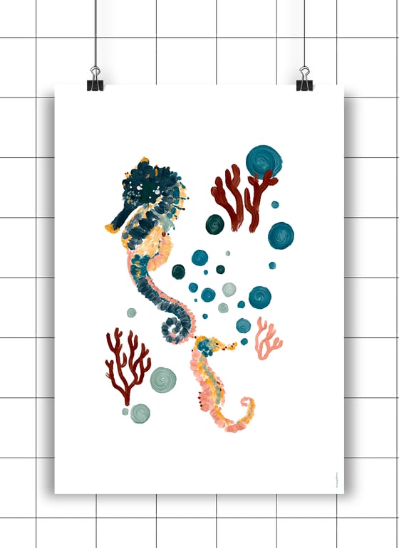 Image of SEAHORSES CORAL & BUBBLES
