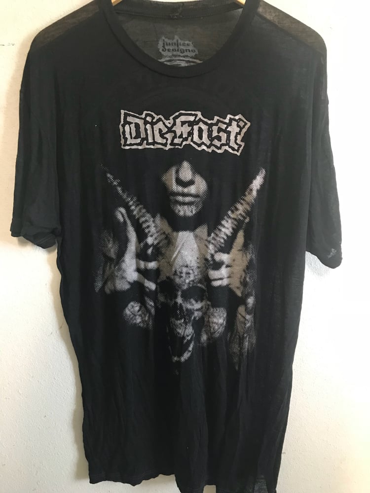 Image of DieFast Skull T