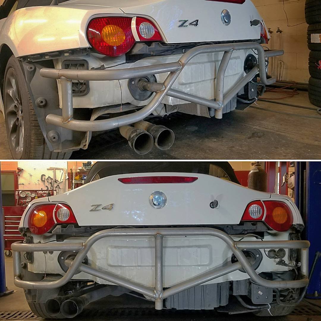 Rear Crash Bar / Top Garage