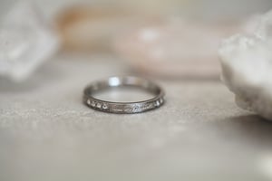 Image of Platinum & rose-cut full eternity 'ad infinitum' ring