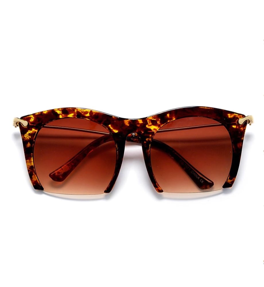 Image of Cutoff Lens Cat-eye Fashion Sunglasses