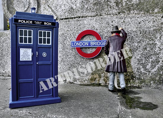 There's no toilet on the Tardis