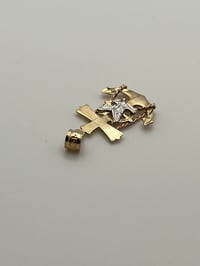 Image 4 of 10k Anchor Cross