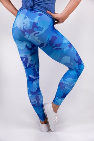 Image of Alaska Pattern Leggings - Sky