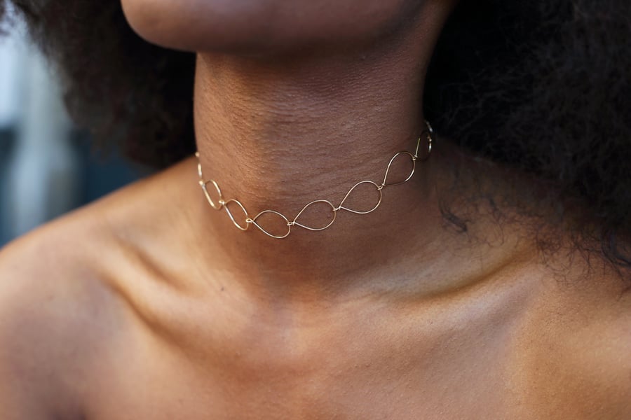 Image of Choker lola