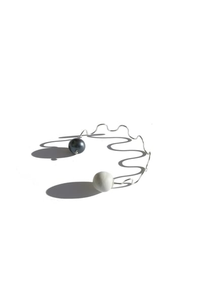 Image of pearl wave earring