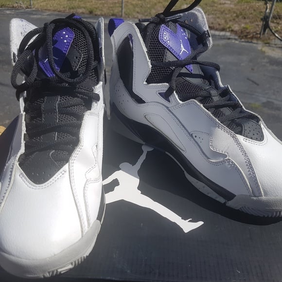 jordan true flight gs