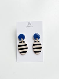 Paire de boucles d’oreilles céramique TOTEM OVALA GM bleu