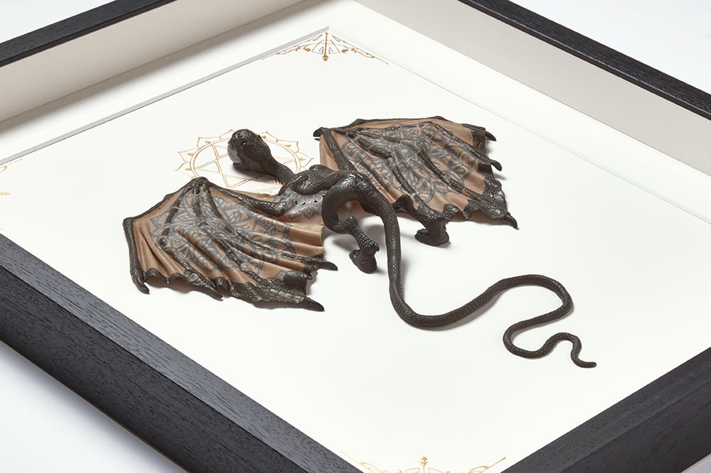 Image of Dragon with Black Pearl