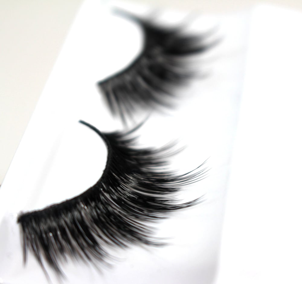 Image of Flirty Fashion Lashes