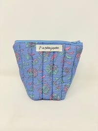 Image 2 of Mini Trousse de toilette haute à poser matelassé indien bleu