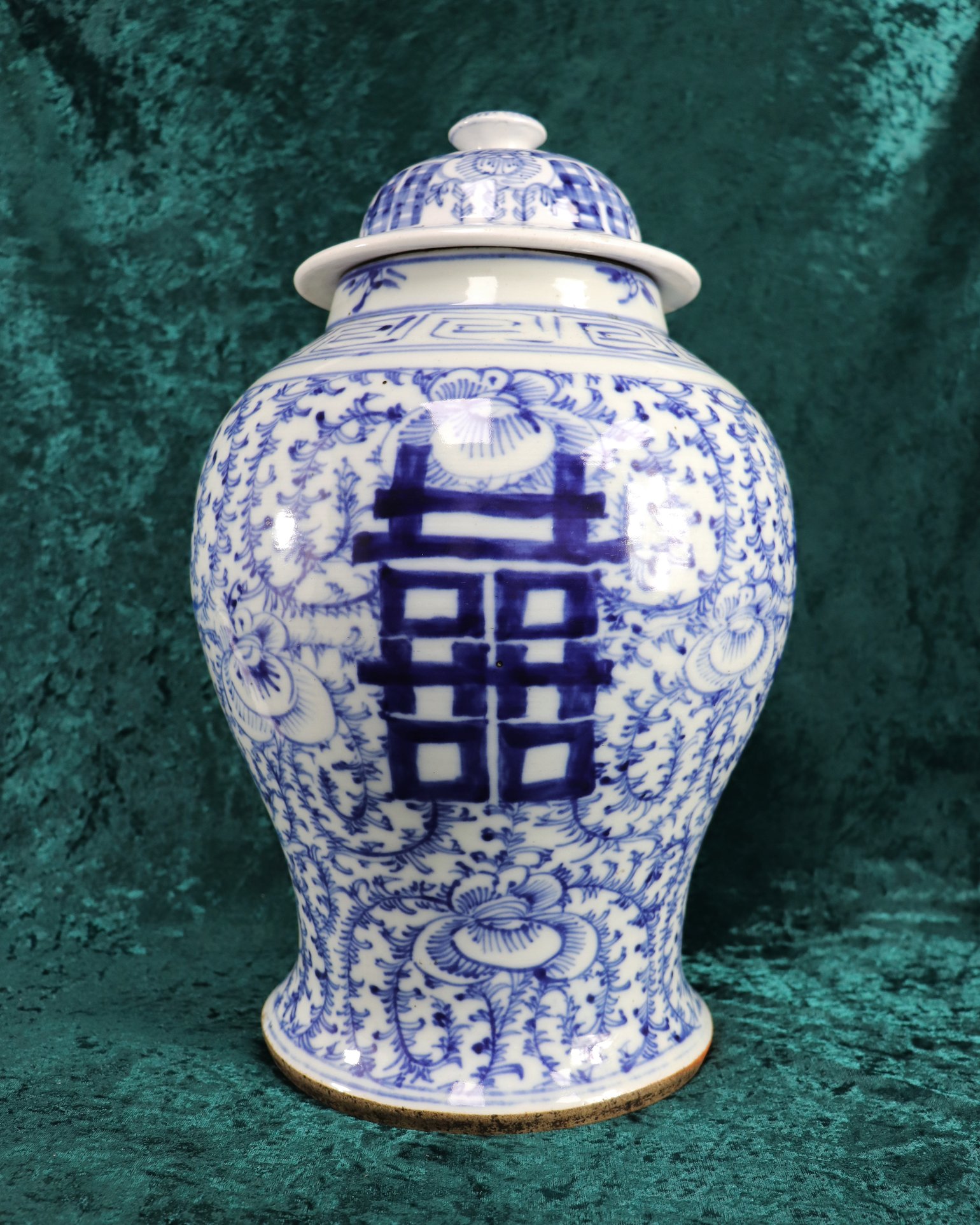 Image of Antique Chinese Porcelain Temple Jar of Marriage and Happiness