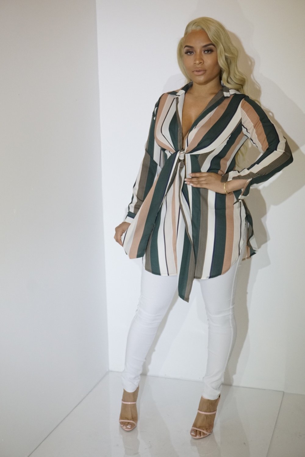 Image of 'Brunch' tie up blouse