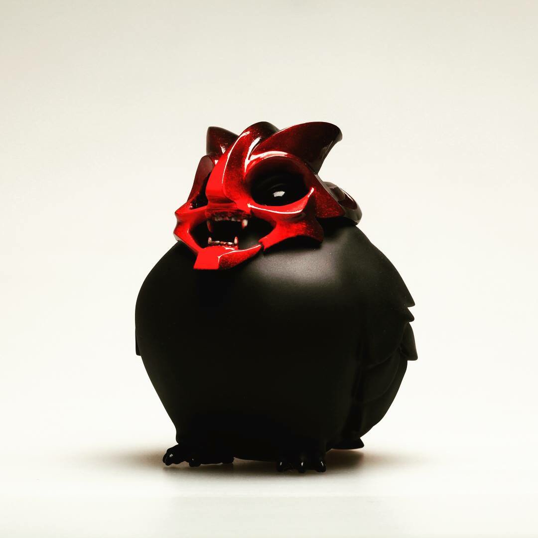 Image of Pitohui "Toxic" edition by Twelvedot