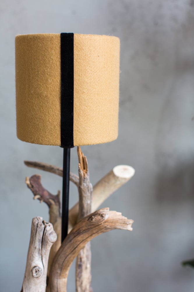 Image of Driftwood lamp BLACK LINE. Fleece Lamp shade. Home decor. Treibholzlampe. Tischlampe.