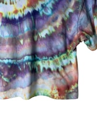 Image 8 of S Crop Tee in Alchemy Agate Ice Dye