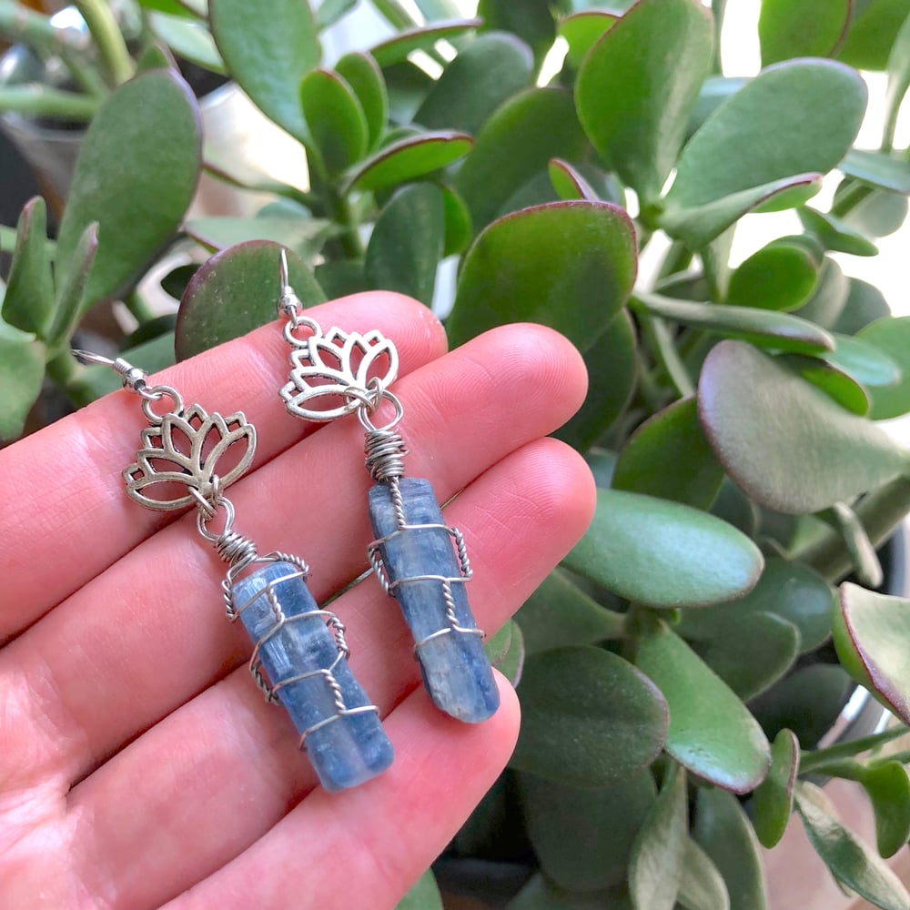 Image of Blue Kyanite Lotus Blossom Earrings