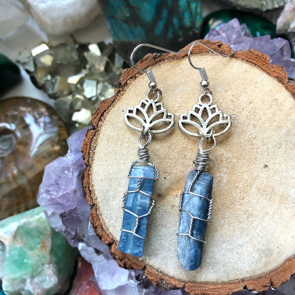 Image of Blue Kyanite Lotus Blossom Earrings