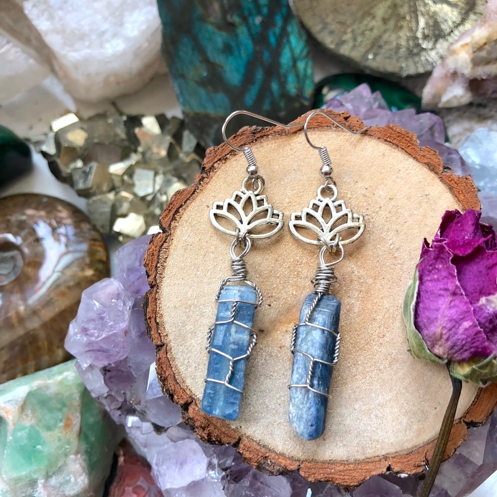 Image of Blue Kyanite Lotus Blossom Earrings