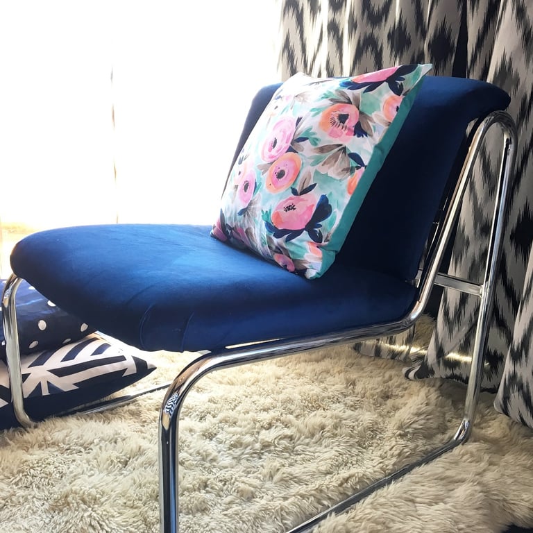 Spring floral Cushion with grey Image 4