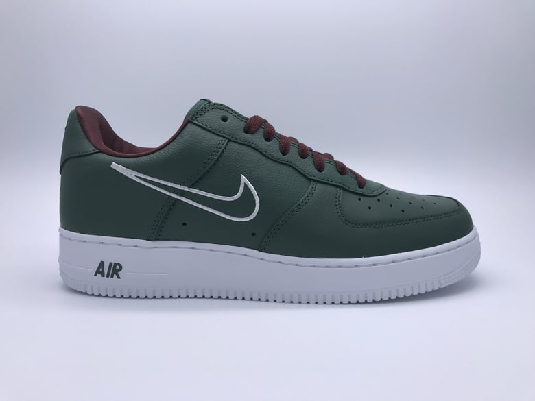 Image of NIKE AIR FORCE 1 LOW RETRO "HONG KONG"