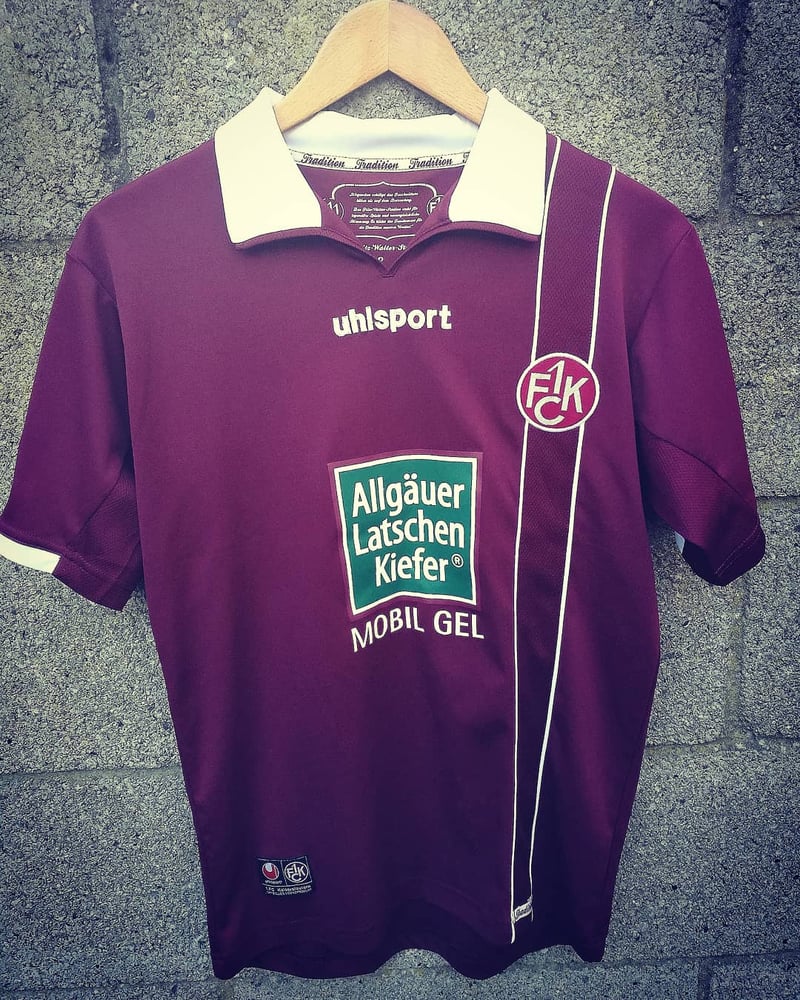 Image of 2011/12 1. FC Kaiserslautern #8 Tiffert shirt.