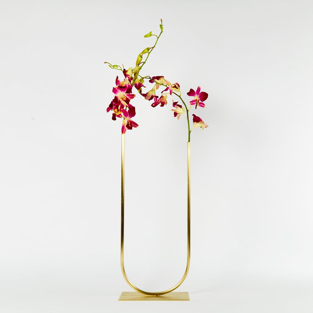 Image of Vase 00264 - Uneven U Vase