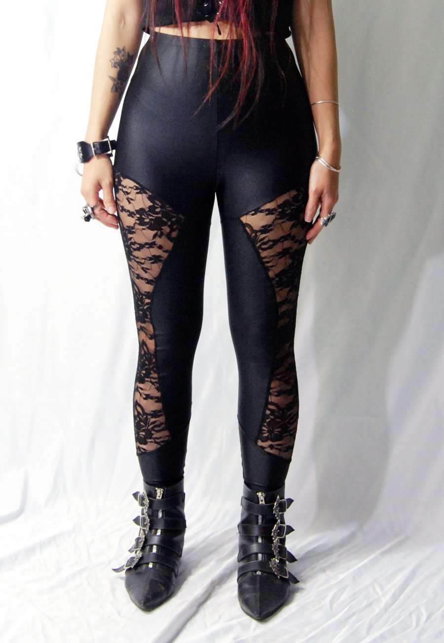 Is That The New Cutout Lace Up Side Leggings ??| ROMWE USA