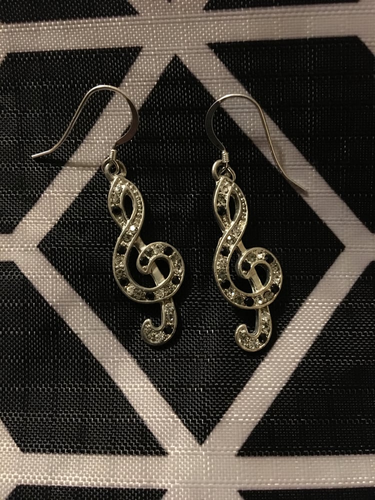 Image of Treble Clef earrings