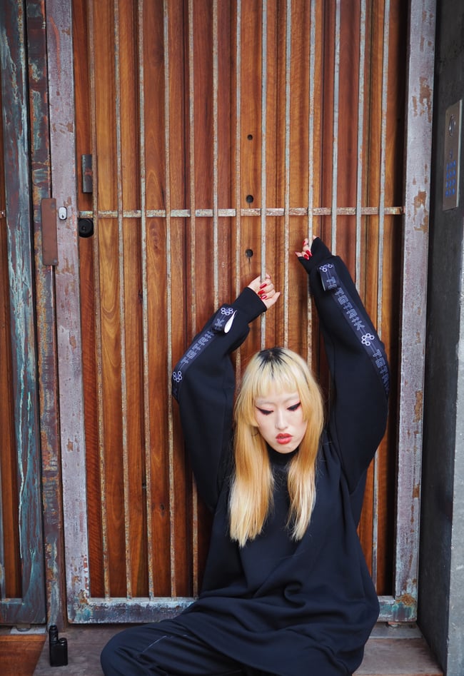 DEEP_SPACE DARK TRACK SUIT