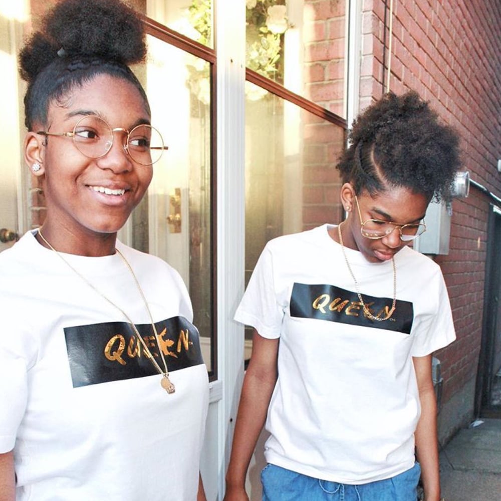Image of “QUEEN me” Black & Gold - Tee Shirt