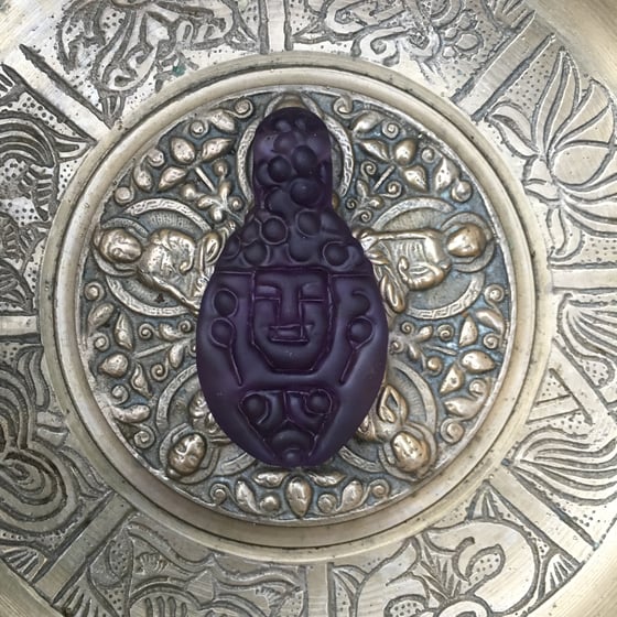 Image of Shakyamuni Buddha Amulet (Nightshade)