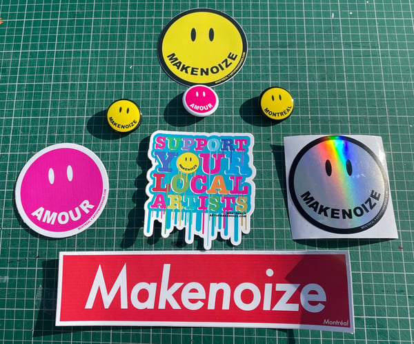 Image of Buttons + stickers