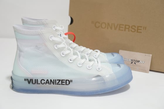 Image of Converse Chuck Taylor All-Star Hi - Off-White