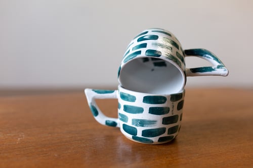 Image of Pre order: White and Green Brick Beak Handle Mug