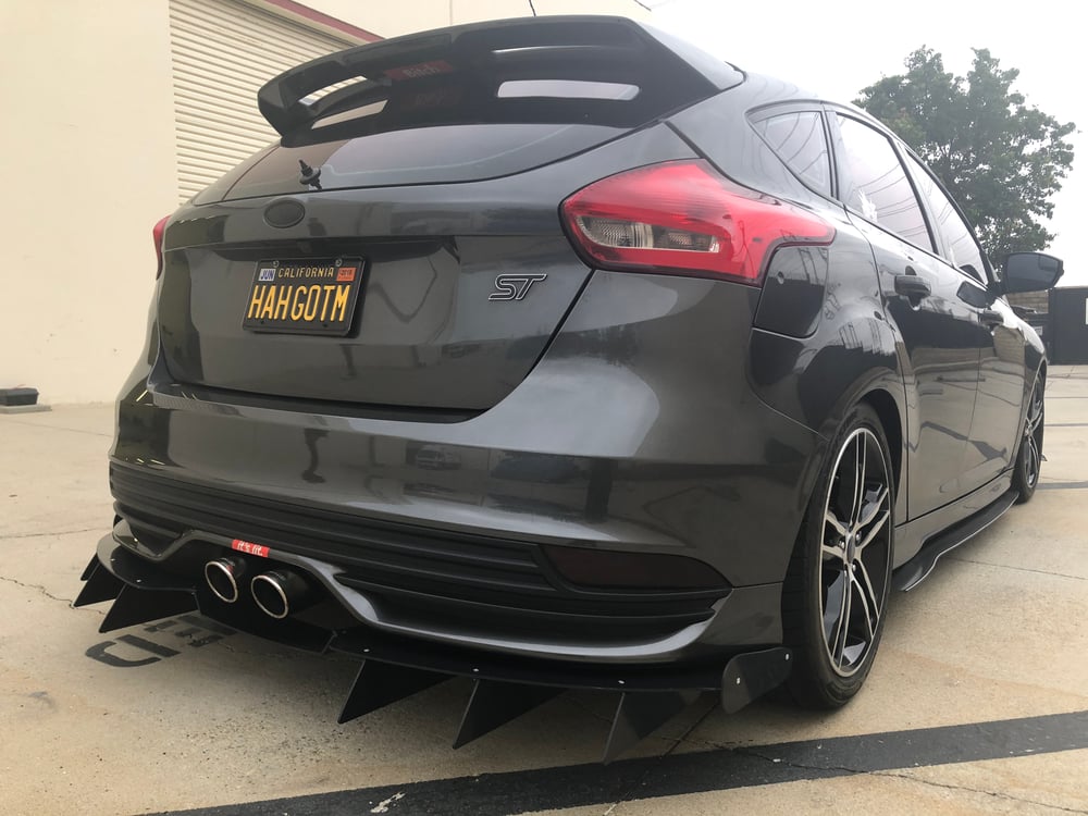 DownForceSolutions — 2013 - 2018 Ford Focus ST “V2” rear diffuser