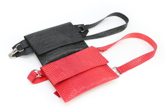 Image of EFFORTLESS WAIST BAG