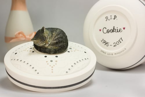 Image of Tortoiseshell Cat Custom Pet Urn